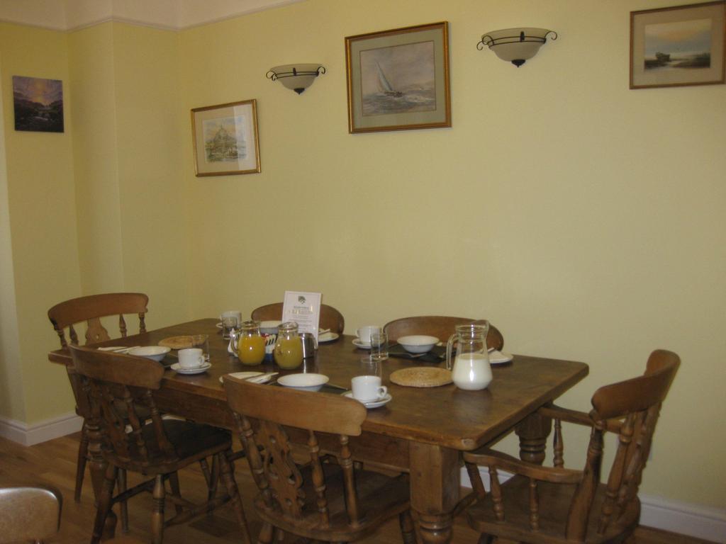 Acorns Guest House Combe Martin Dış mekan fotoğraf